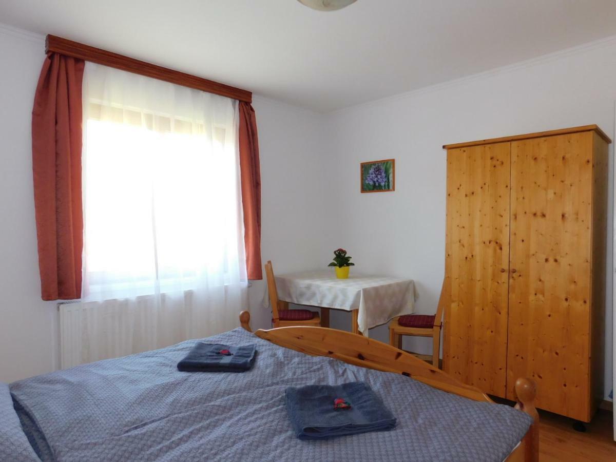8888 Apartmanház Lispeszentadorján Exterior foto